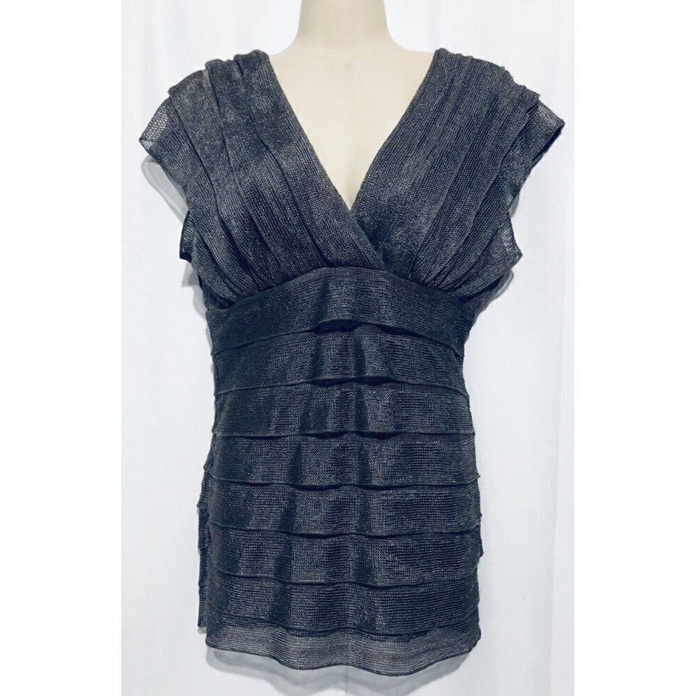 NEW Max Edition Womens Large Knit Ruffle Top V-Neck Lined Cap Sleeve